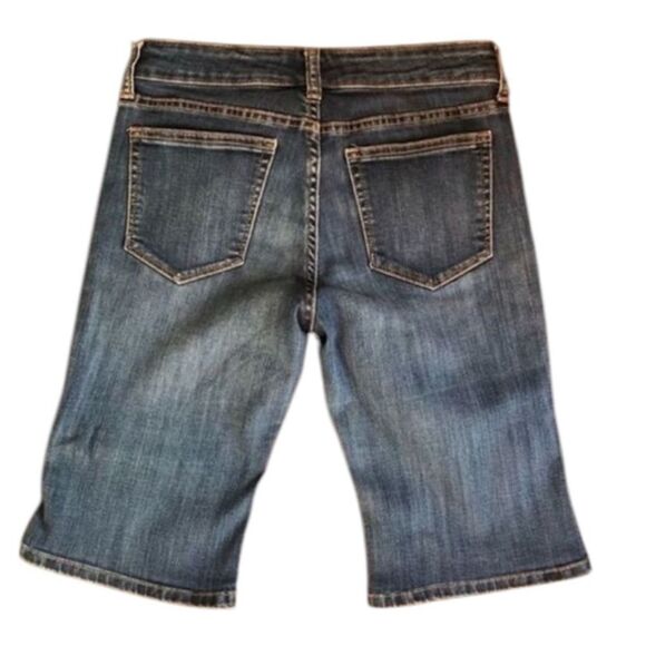 Banana Republic Bermuda Jean Shorts - Picture 3 of 7